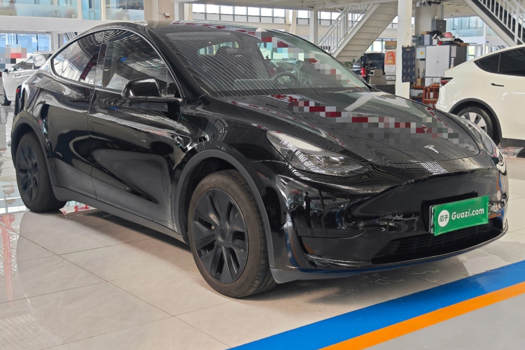Tesla Model Y 2023 #6 Tesla Model Y 2023 car image #6