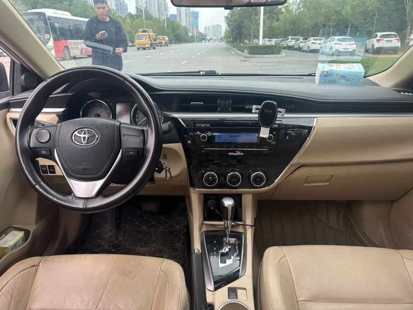 Toyota Corolla 2015 car image #6