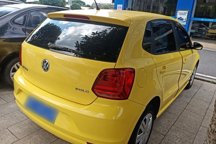 Volkswagen Polo 2017 car image #7