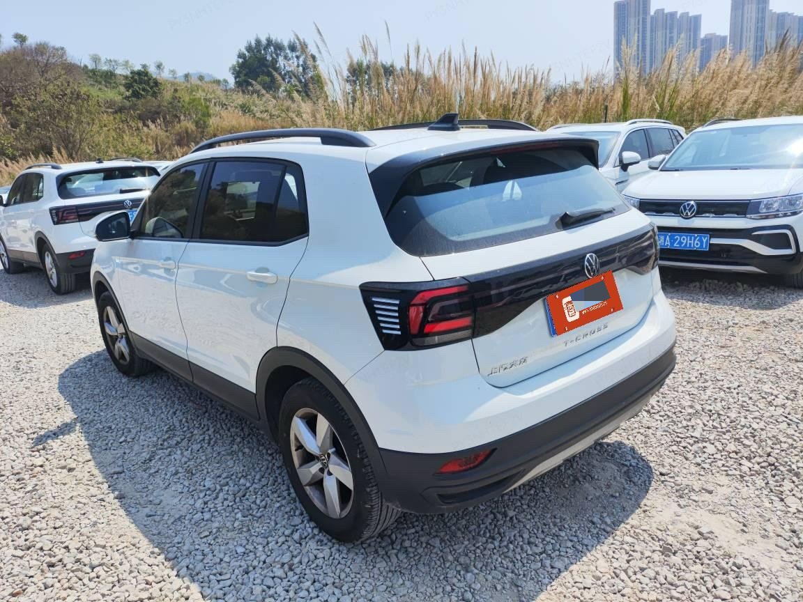 Volkswagen T-Cross 2025 car image #9