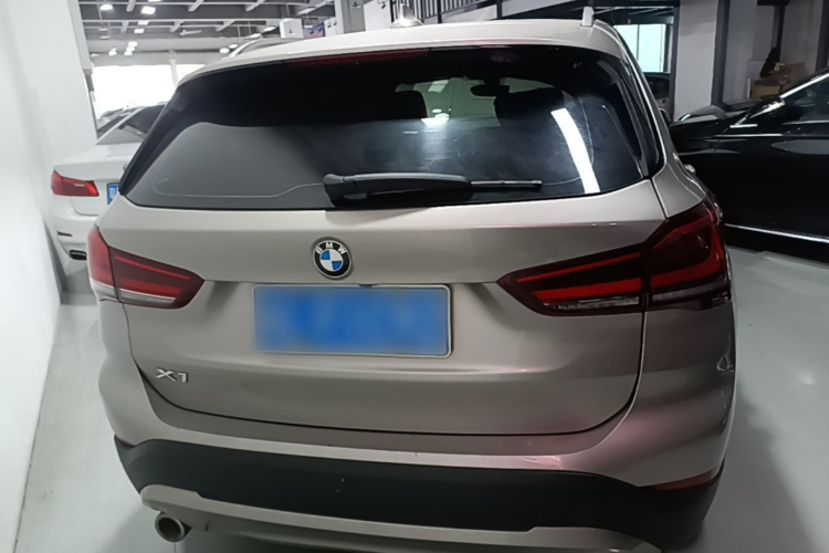 BMW X1 2022 #6 BMW X1 2022 car image #6