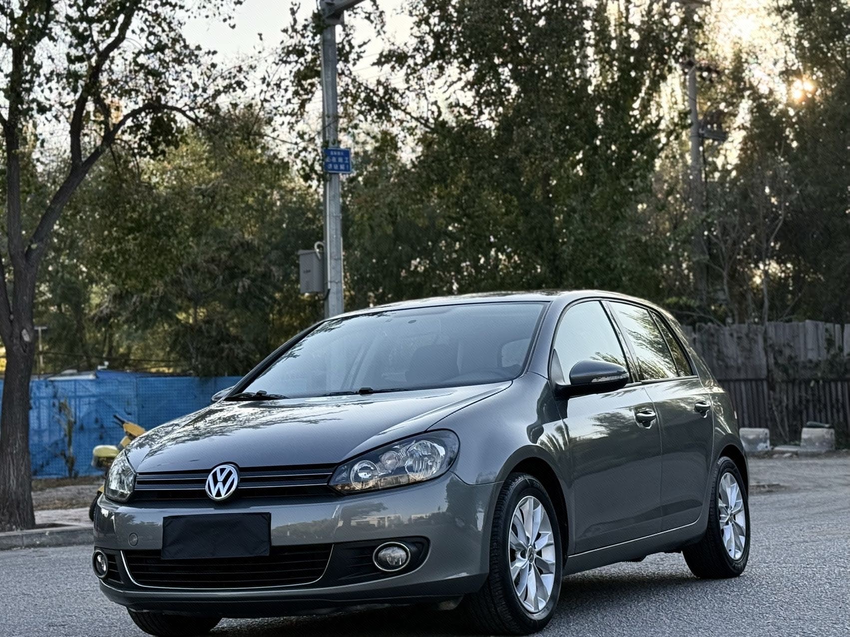 Volkswagen Golf 2012 Volkswagen Golf 2012 car image