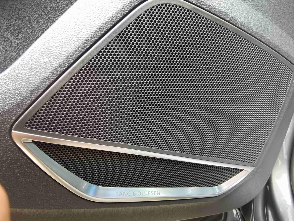 Audi Q3 2019 #12 Audi Q3 2019 car image #12