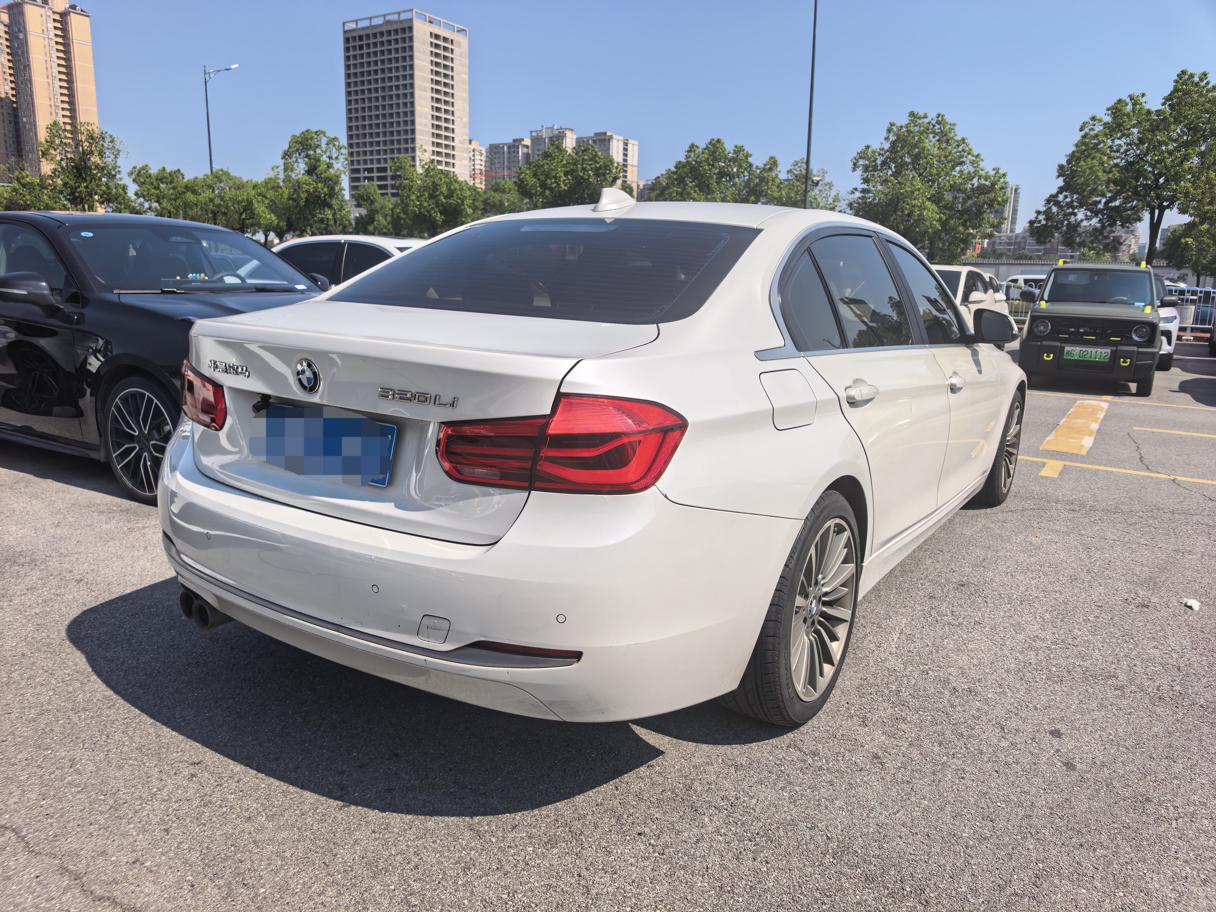 BMW 3 Series 2019 car image #7