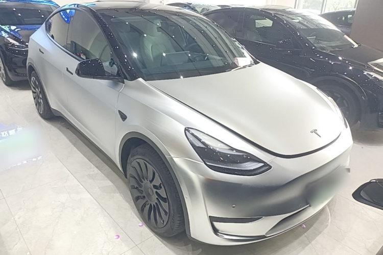 Tesla Model Y 2022 #4 Tesla Model Y 2022 car image #4