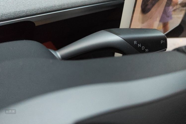 Tesla Model Y 2023 #16 Tesla Model Y 2023 car image #16