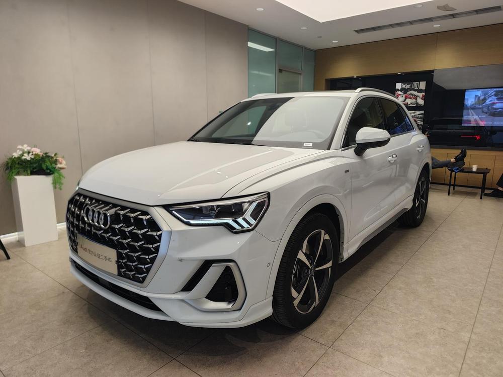 Audi Q3 2025 изображение автомобиля 