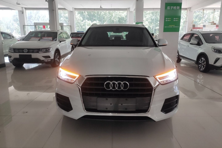 Audi Q3 2018 #3 Audi Q3 2018 car image #3