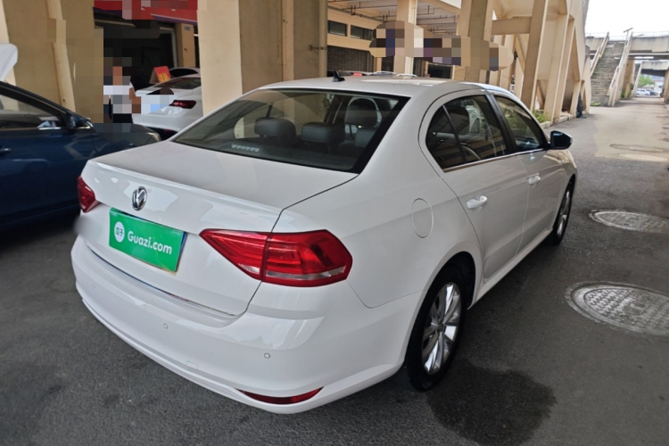 Volkswagen Lavida 2019 #7 Volkswagen Lavida 2019 car image #7