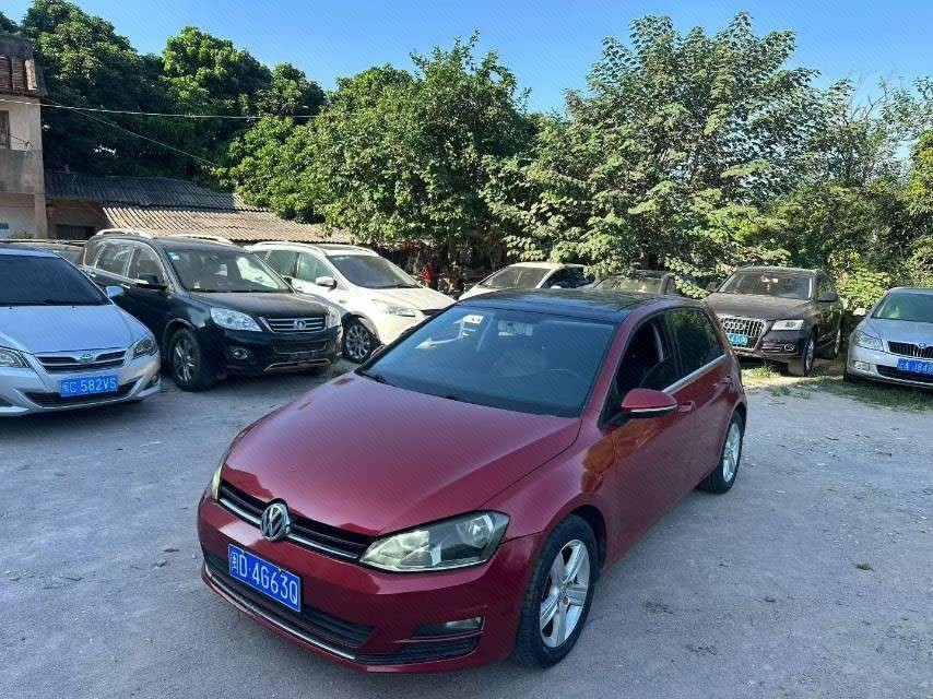Volkswagen Golf 2014 Volkswagen Golf 2014 صورة سيارة