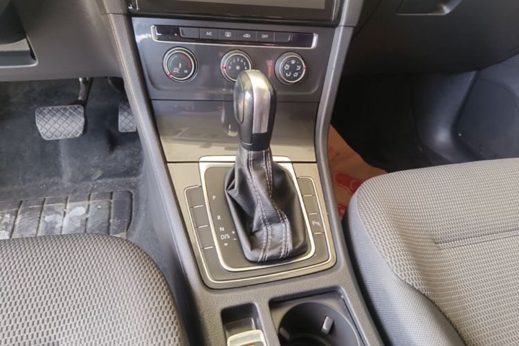 Volkswagen Golf 2017 #14 Volkswagen Golf 2017 car image #14