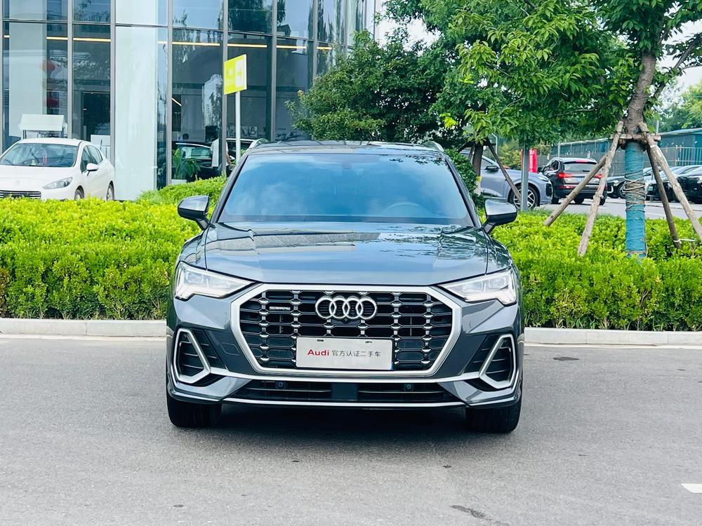 Audi Q3 2022 #2 Audi Q3 2022 car image #2
