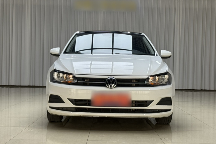 Volkswagen Polo 2021 car image #5