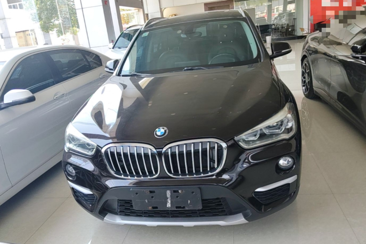 BMW X1 2019 #3 BMW X1 2019 car image #3