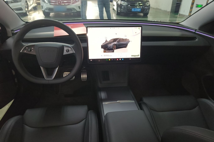 Tesla Model 3 2024 car image #10