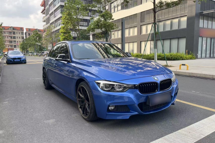 BMW 3 Series 2018 car image #4