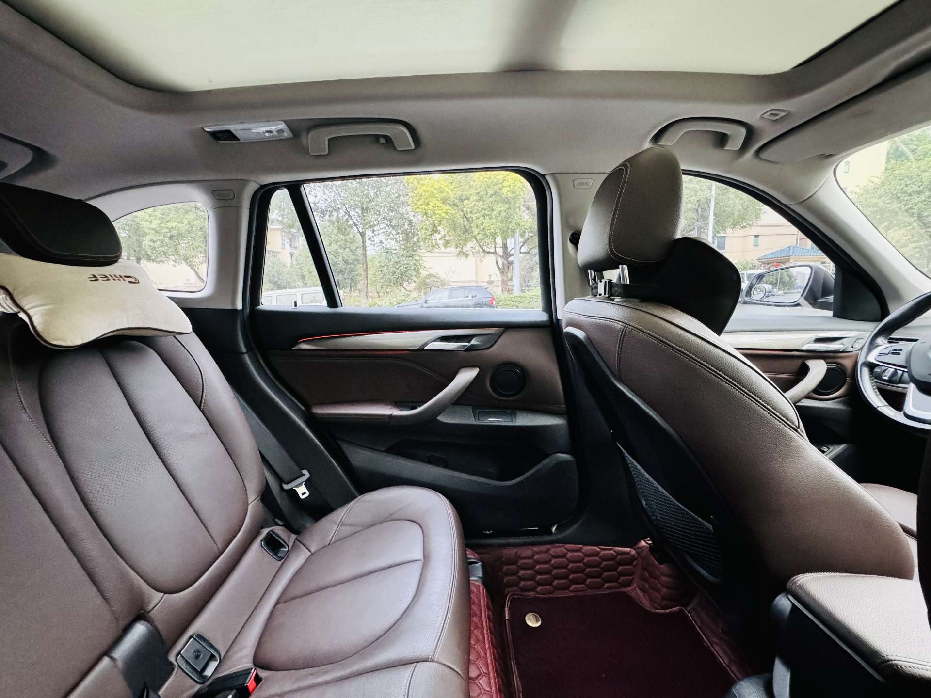 2018 immagine di auto #8