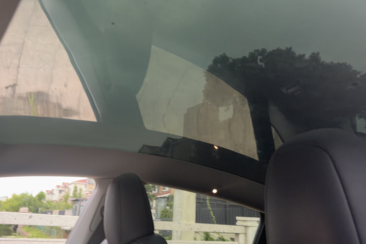 Tesla Model Y 2023 #23 Tesla Model Y 2023 car image #23
