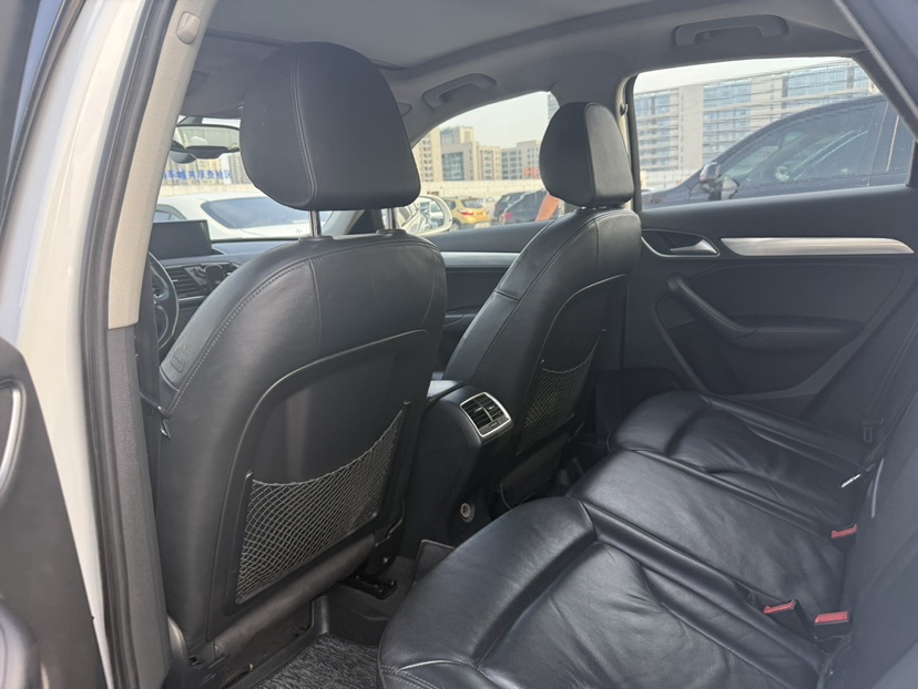 Audi Q3 2015 #5 Audi Q3 2015 car image #5