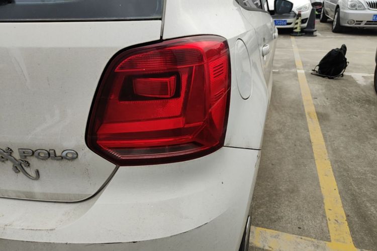 Volkswagen Polo 2017 #8 Volkswagen Polo 2017 car image #8