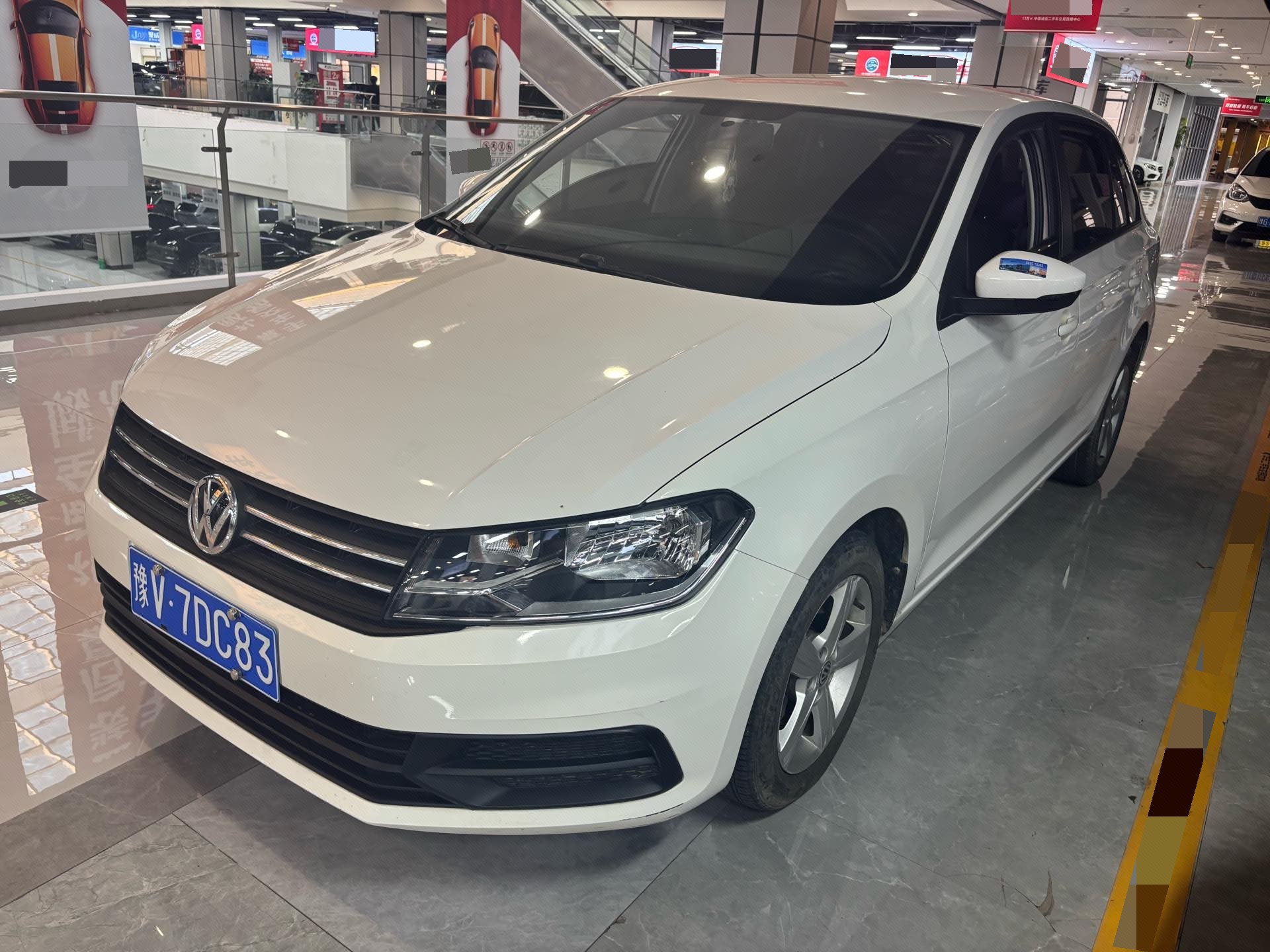 Volkswagen Santana 2016 car image 