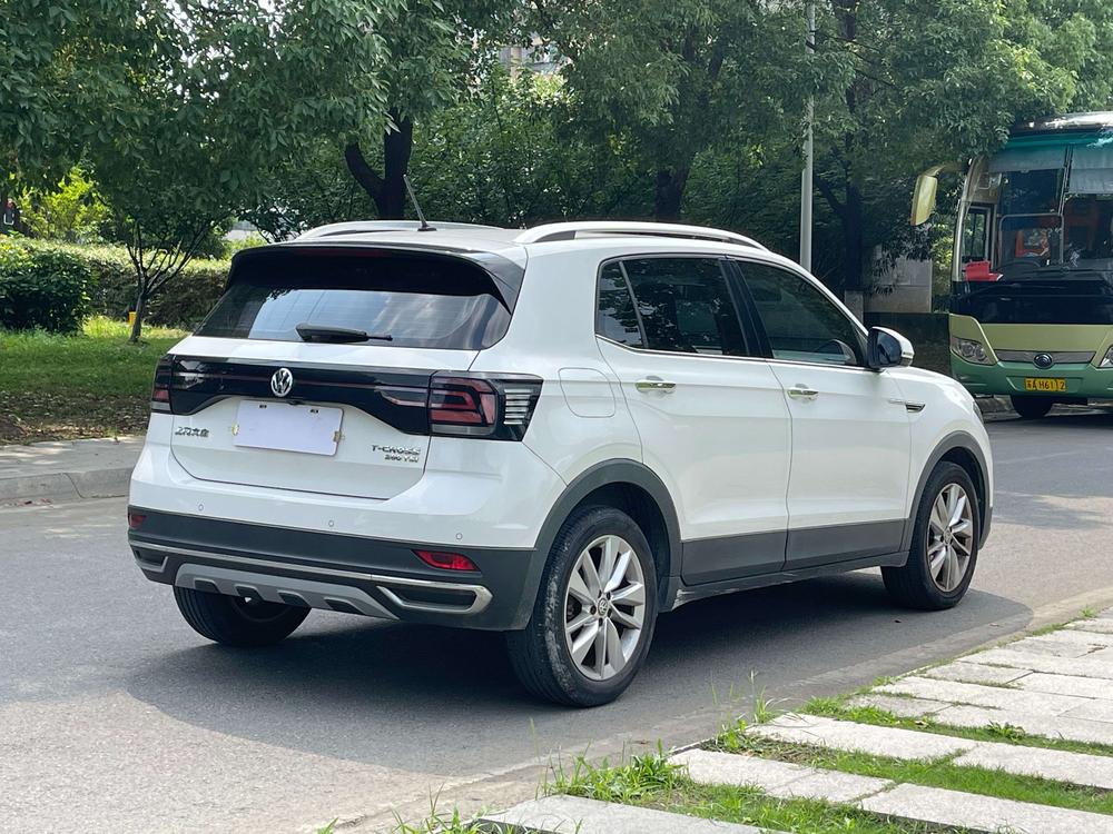 Volkswagen T-Cross 2020 #7 Volkswagen T-Cross 2020 car image #7