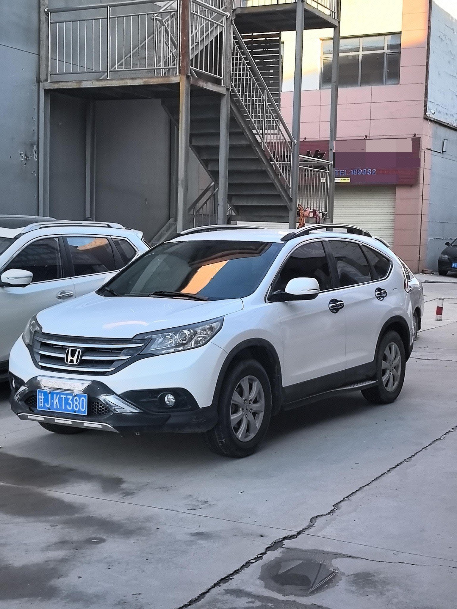 2013 2013 car image