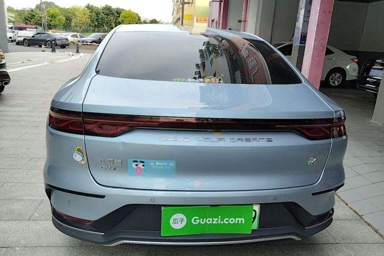 BYD Han 2023 car image #6