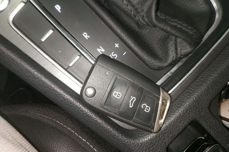 Volkswagen Golf 2016 #9 Volkswagen Golf 2016 car image #9