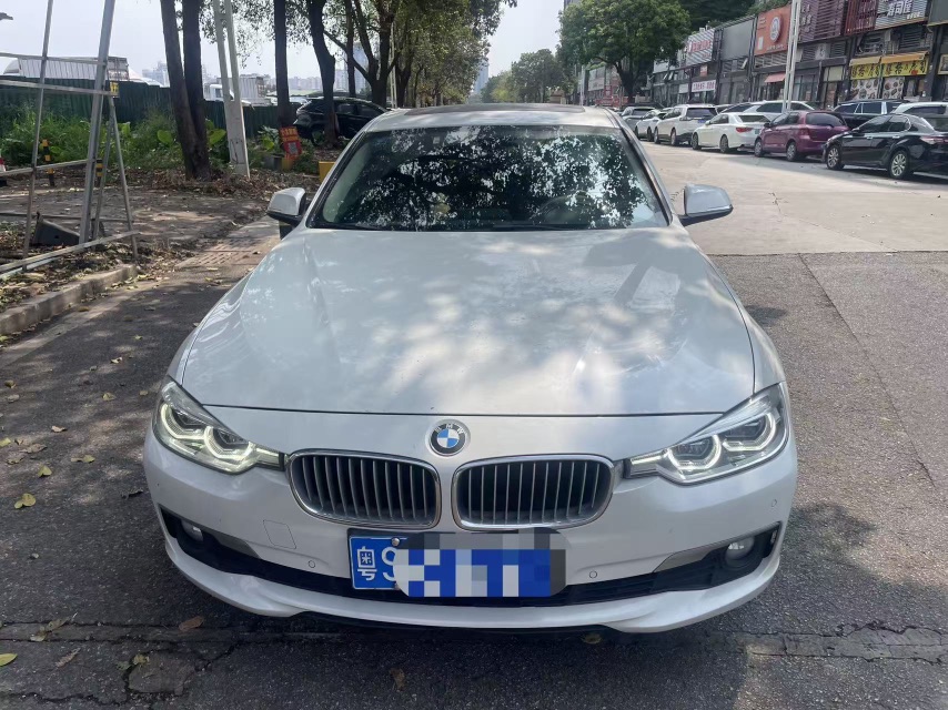 BMW 3 Series 2018 car image #2