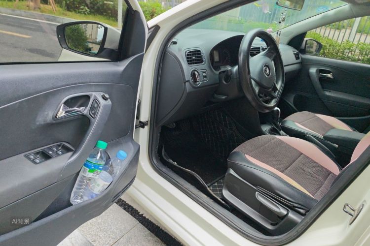 Volkswagen Polo 2019 #18 Volkswagen Polo 2019 car image #18