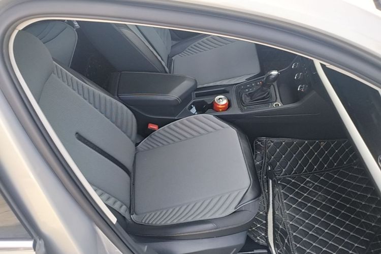 Volkswagen Lavida 2020 car image #24