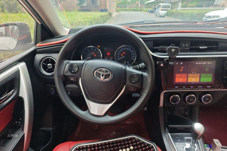 Toyota Corolla 2019 #12 Toyota Corolla 2019 car image #12