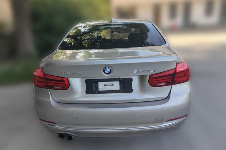 BMW 3 Series 2017 car image #6
