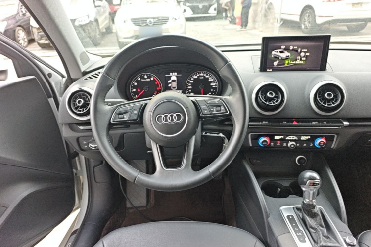 Audi A3 2019 #11 Audi A3 2019 car image #11