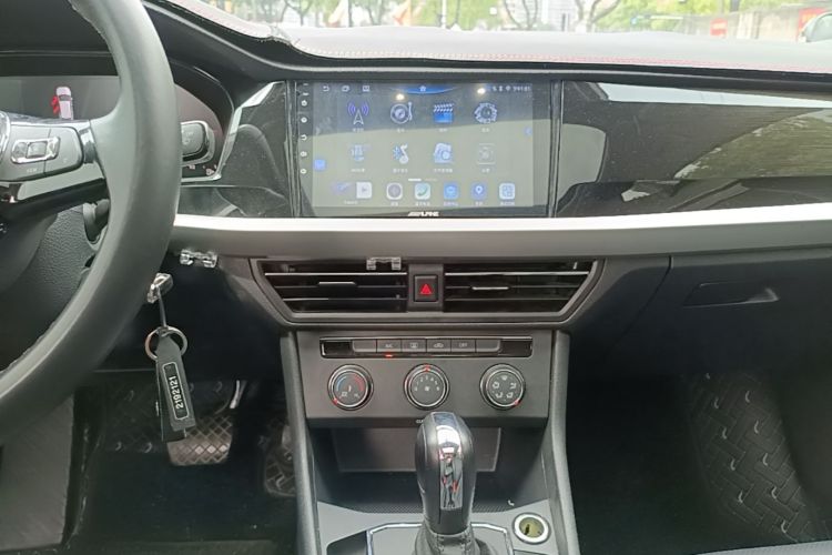 Volkswagen Lavida 2022 car image #13