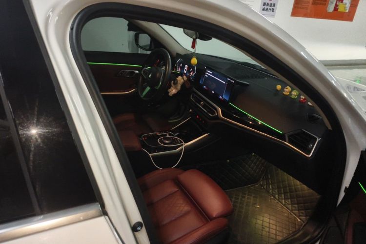 BMW 3 Series 2023 #21 BMW 3 Series 2023 car image #21
