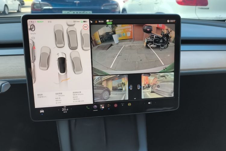 Tesla Model 3 2022 car image #13