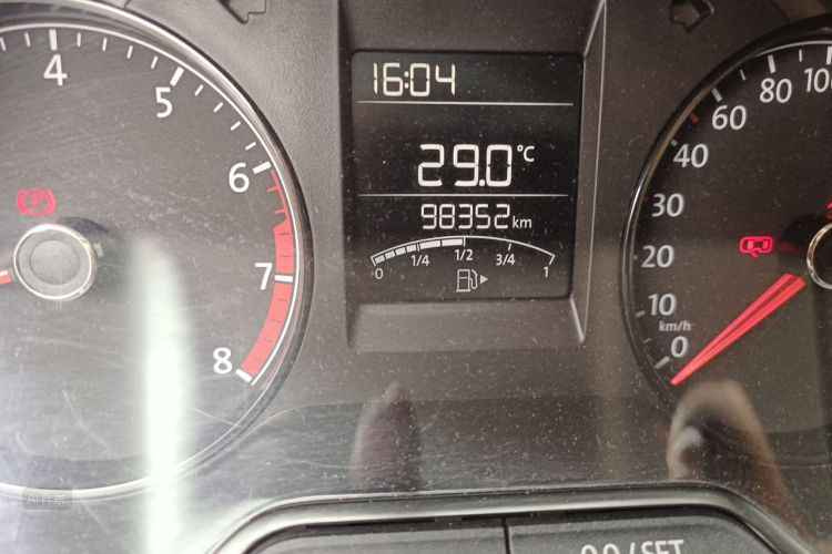 Volkswagen Polo 2017 #14 Volkswagen Polo 2017 car image #14