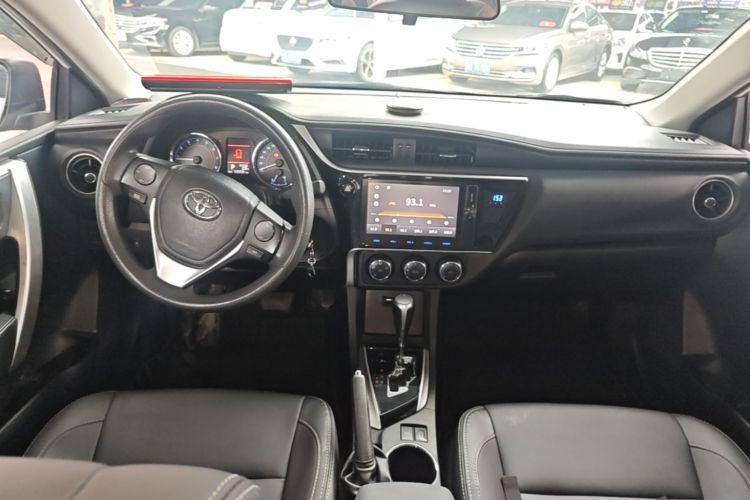 Toyota Corolla 2017 #10 Toyota Corolla 2017 car image #10