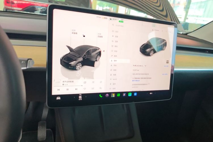 Tesla Model Y 2022 #13 Tesla Model Y 2022 car image #13