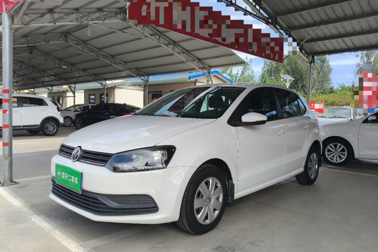 Volkswagen Polo 2017 car image #2