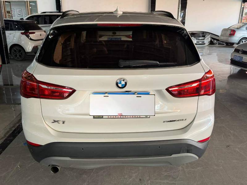 BMW X1 2019 #3 BMW X1 2019 car image #3