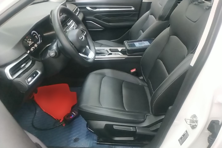 GEELY Emgrand 2023 car image #15