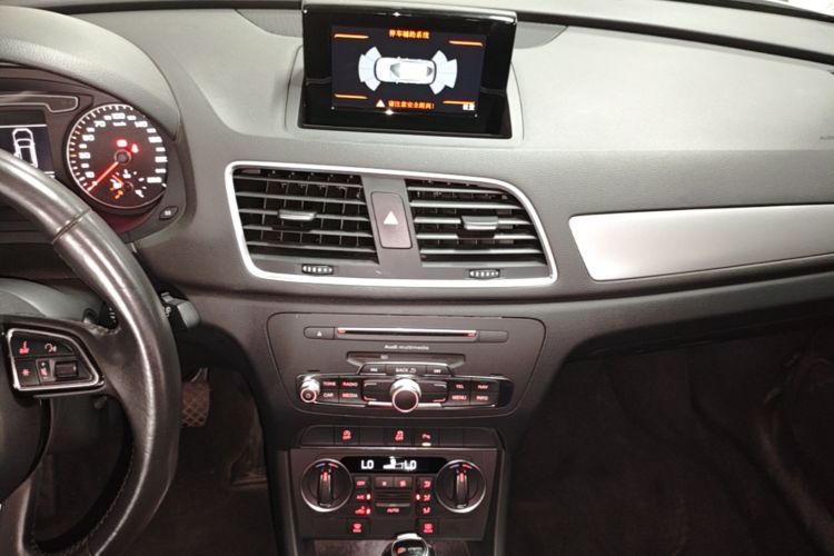 Audi Q3 2017 #13 Audi Q3 2017 car image #13