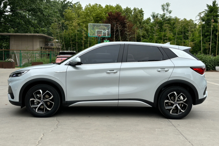 BYD Yuan Plus 2023 car image #8
