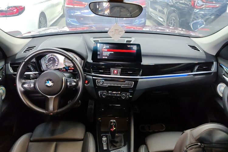 BMW X1 2022 car image #10