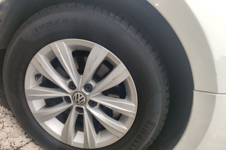 Volkswagen Bora 2018 car image #9