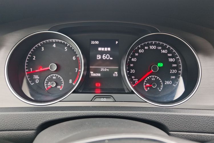 Volkswagen Golf 2015 car image #12