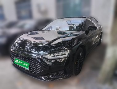 BYD Han 2023 immagine di auto 